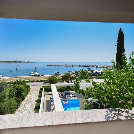 Apartments Bella Sky Novalja Exterior photo