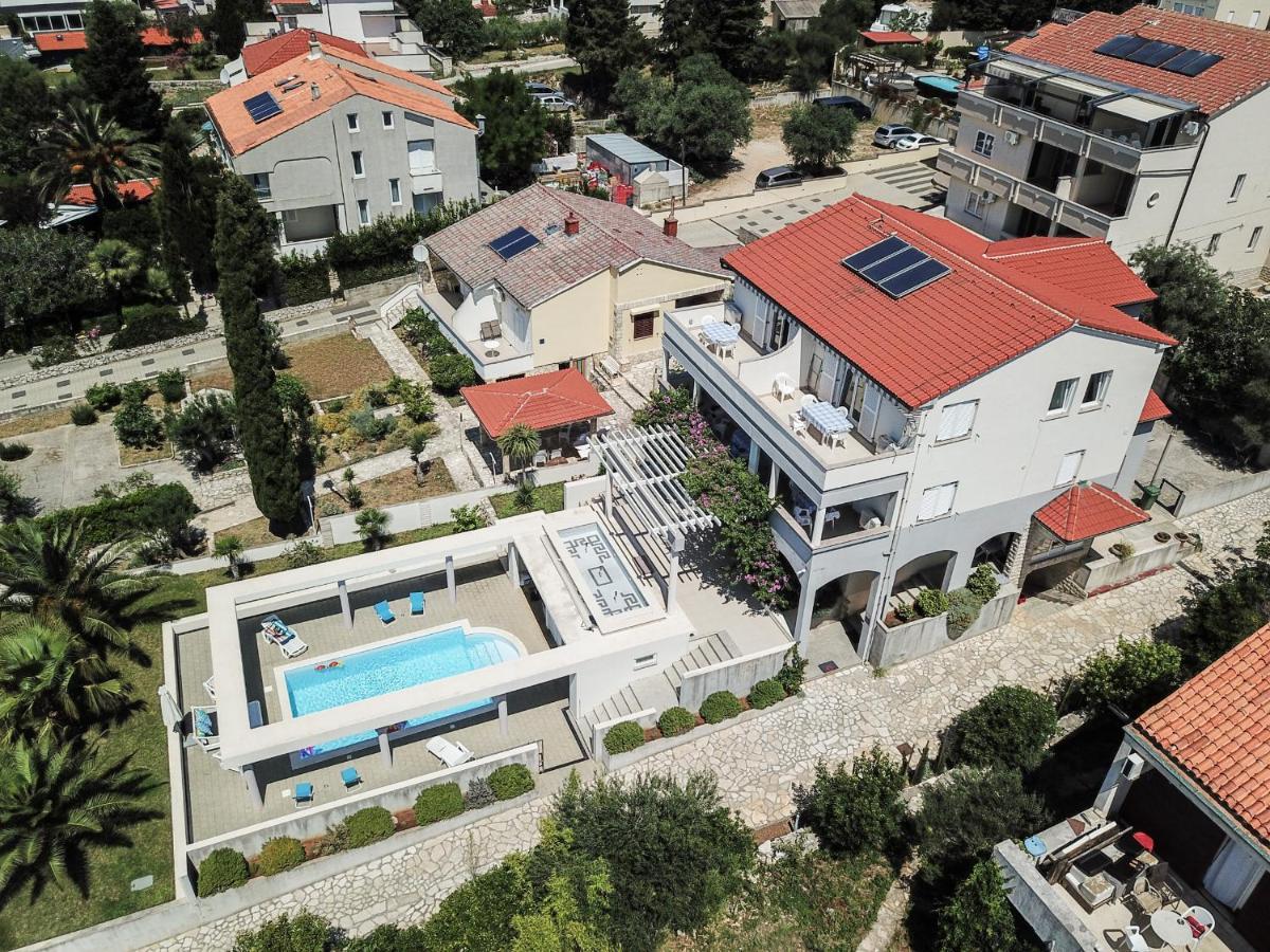 Bella Sky Apartment